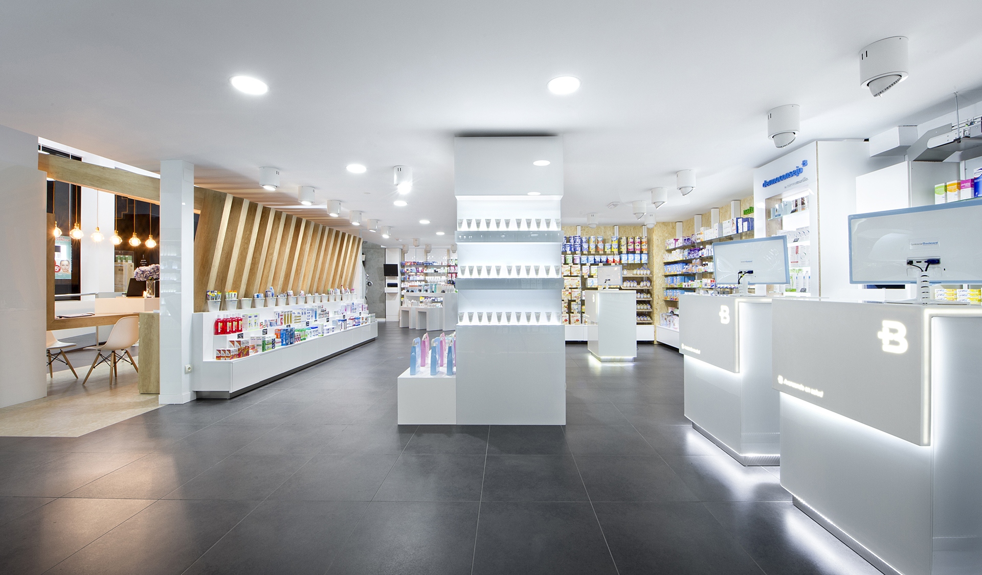 Farmacia Boulevard 12