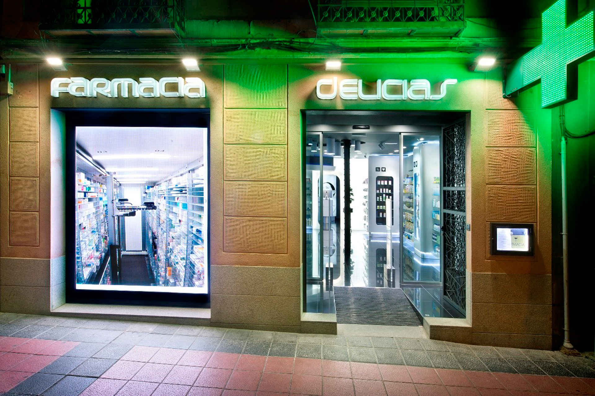 Vue extérieur du robot de pharmacie