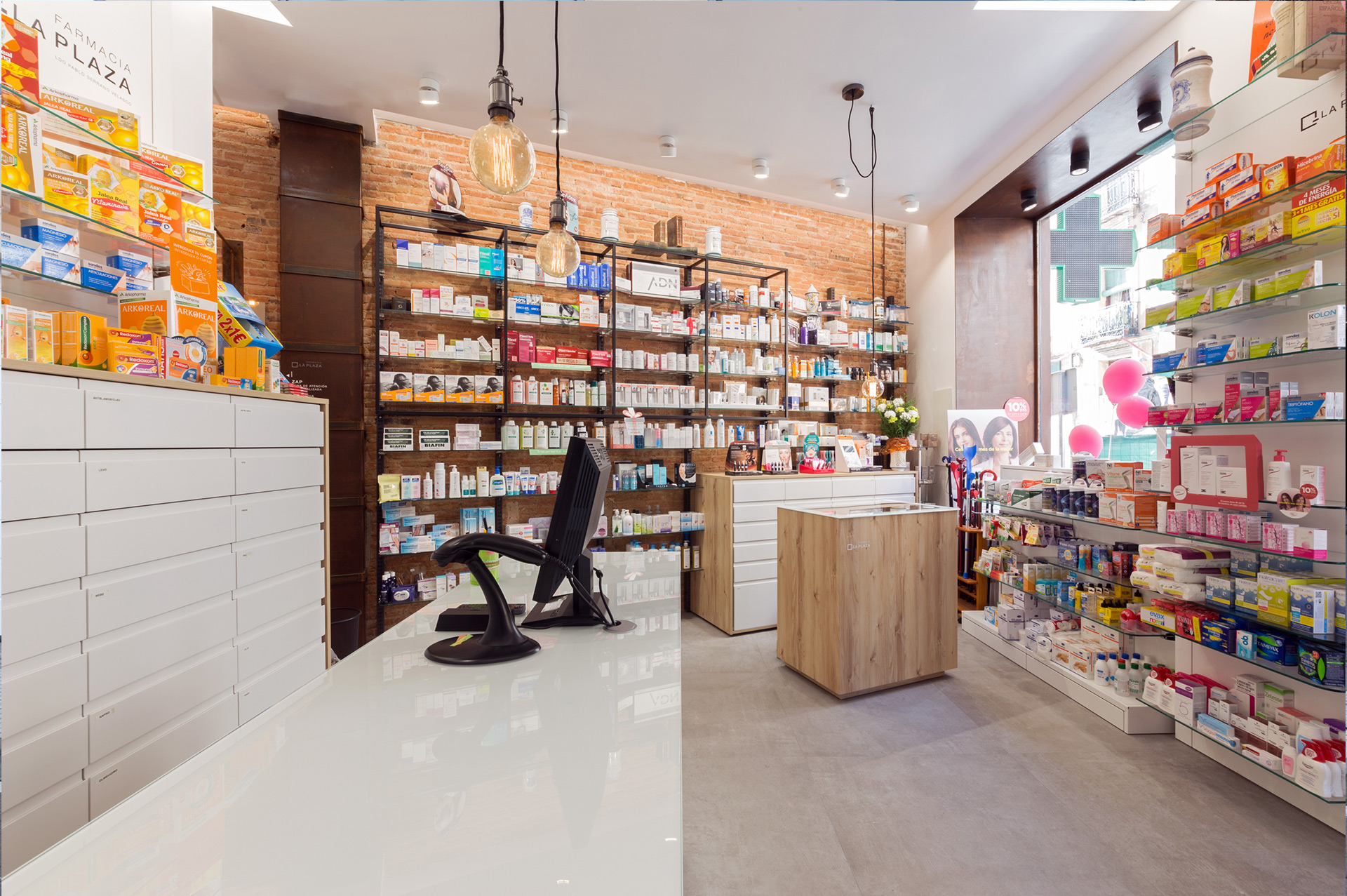 Types de pharmacies, petites