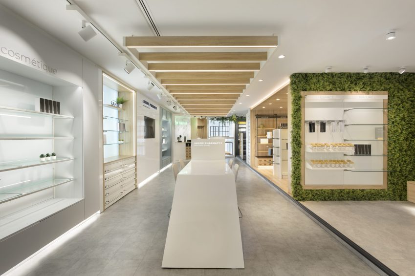 SHOWROOM_03