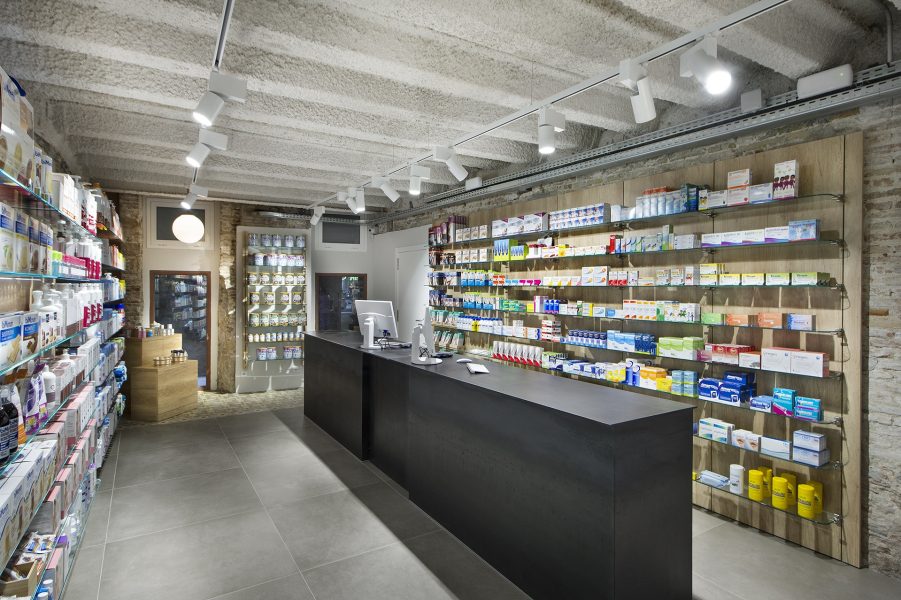 Proyecto Farmacia Alomar - Barcelona