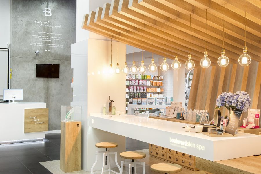 Farmacia Boulevard 18