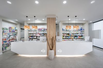 Mostradores diseñador por Inside Pharmacy para Farmacia Recio.